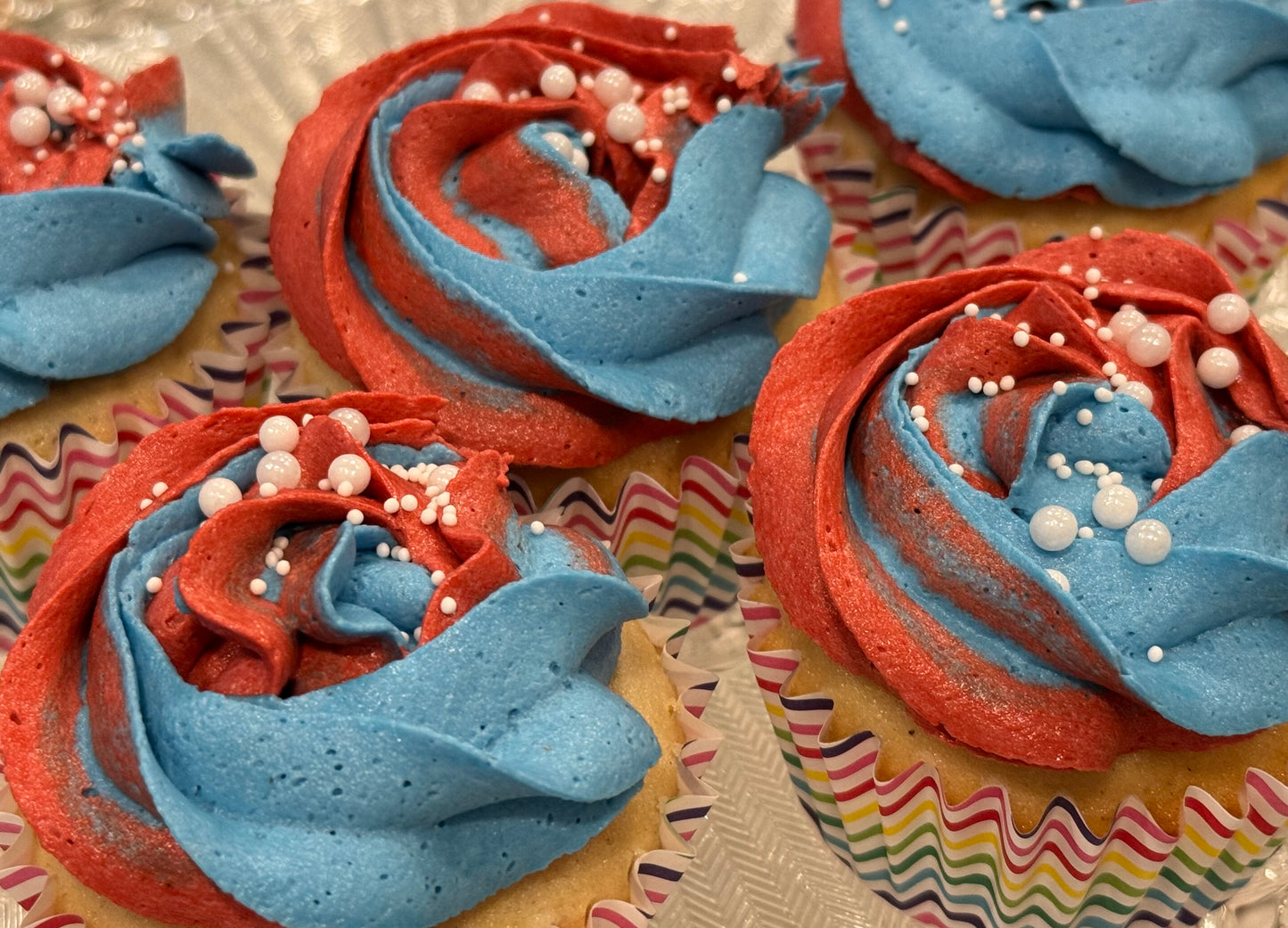 Vanilla Cupcakes - 1 dozen